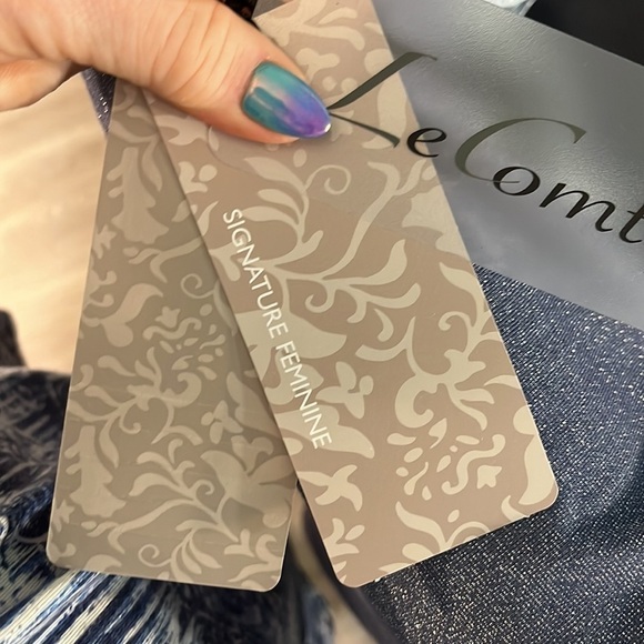 Le Comte Metallic Tee Shirt Top NWT Blue Size 36 Small Short Sleeve - Picture 8 of 12